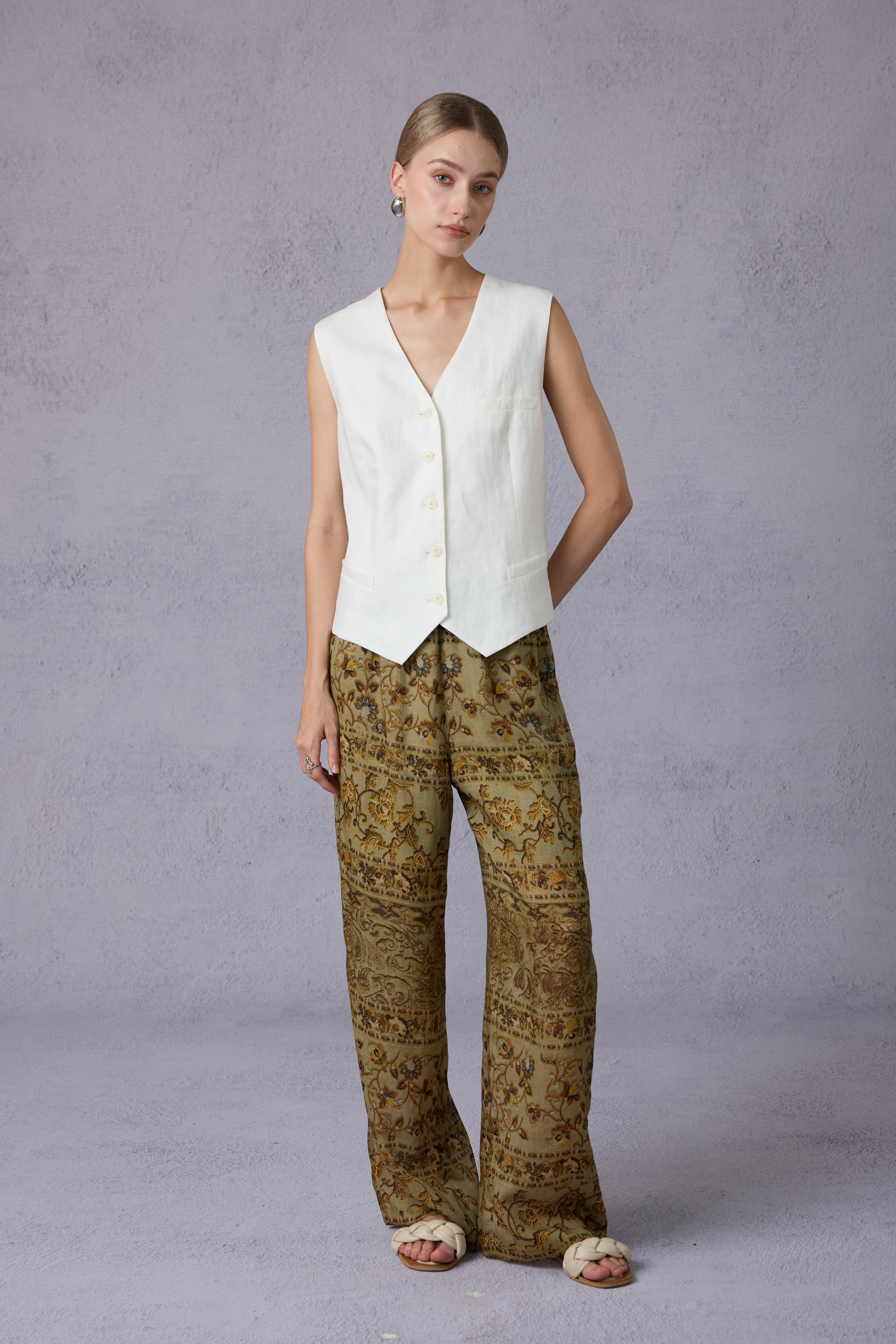 Pure White V-Neck Linen Vest & Moss Green Retro Printed Wide-Leg Pants Set