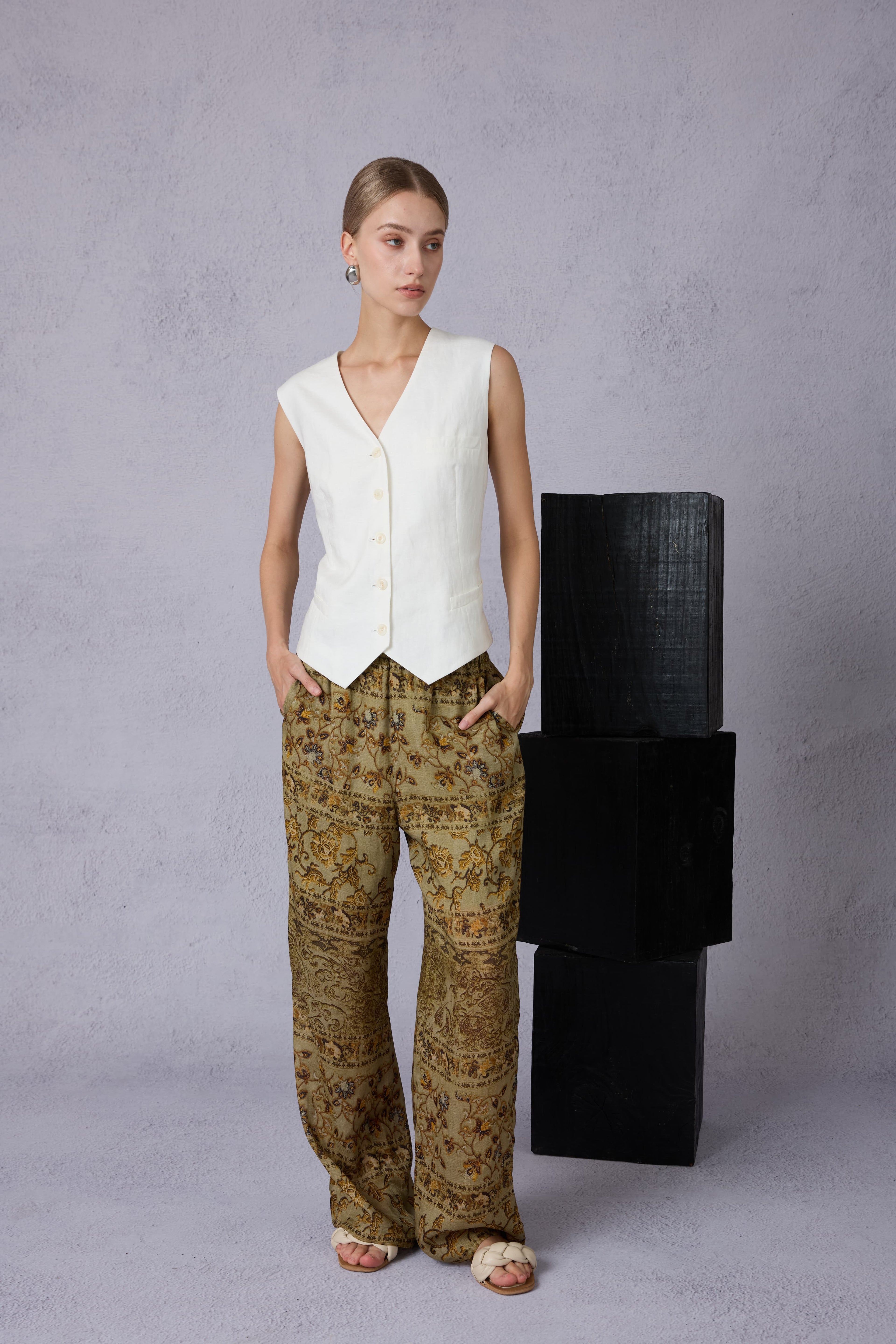 Pure White V-Neck Linen Vest & Moss Green Retro Printed Wide-Leg Pants Set